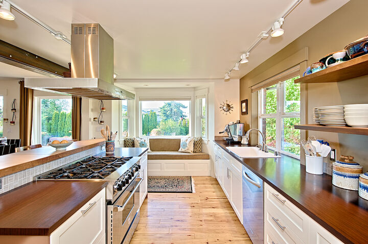 Property Photo: True chefs kitchen 814 Fidalgo Ave  WA 98221 