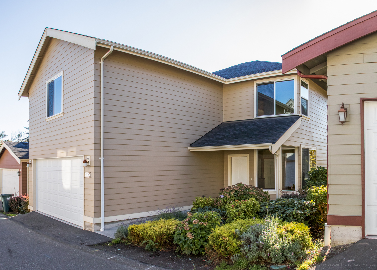 Property Photo:  2094 Roxy Lp  WA 98248 