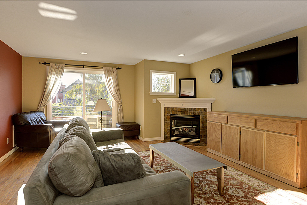 Property Photo: Living room 2606 NW 57th St A  WA 98107 