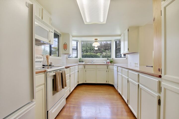 Property Photo:  2801 N Narrows Drive B1  WA 98407 