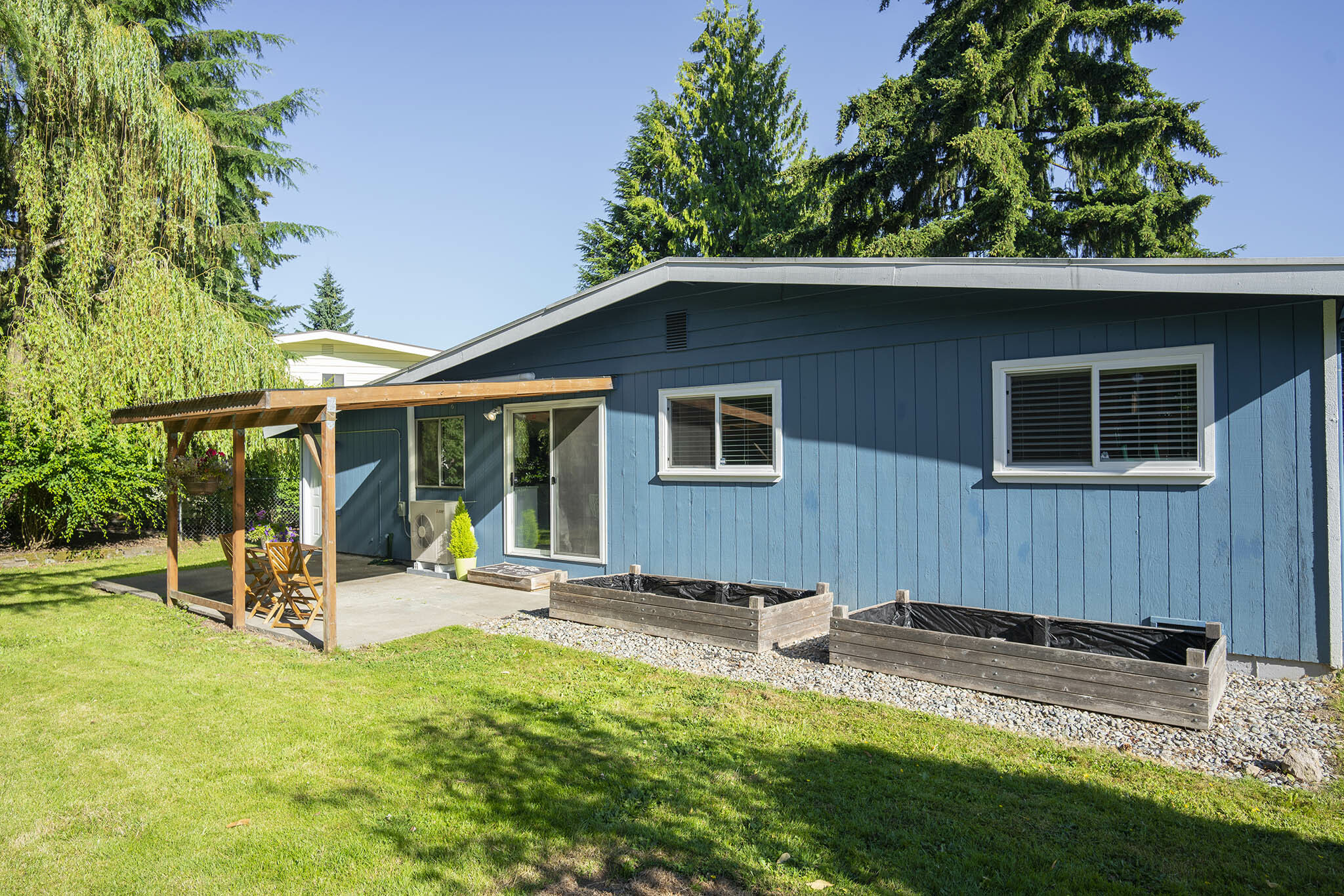 Property Photo:  14004 90th Place NE  WA 98034 