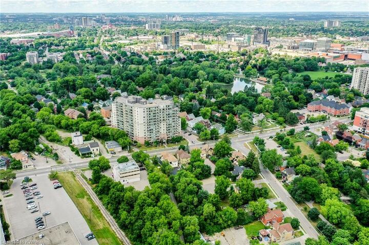 Property Photo:  561 Queen St S  ON N2G 1W9 