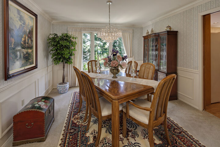 Property Photo: Dining room 20613 NE 34th Place  WA 98074 