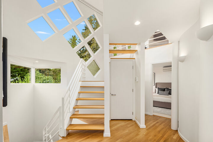 Property Photo:  1023  14th Place W  WA 98033 