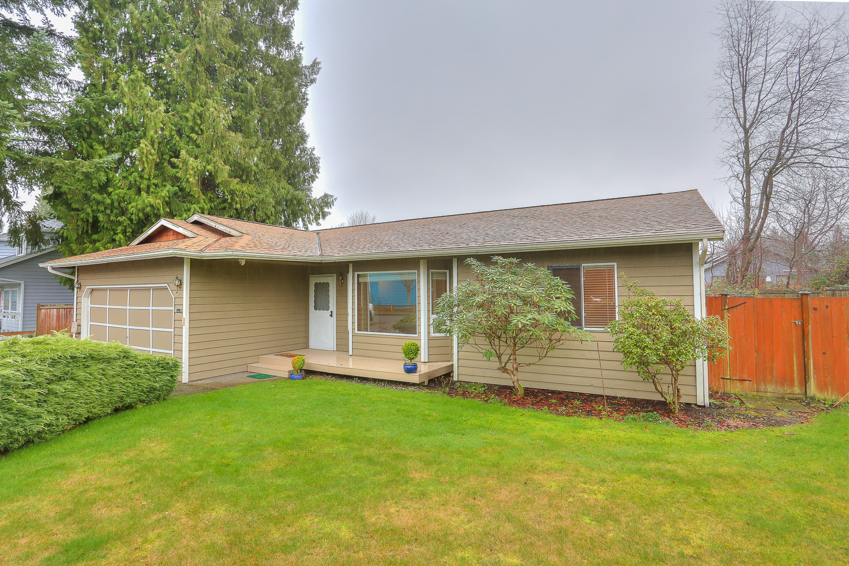 328 109th St SE  Everett WA 98208 photo Silver Lake Home