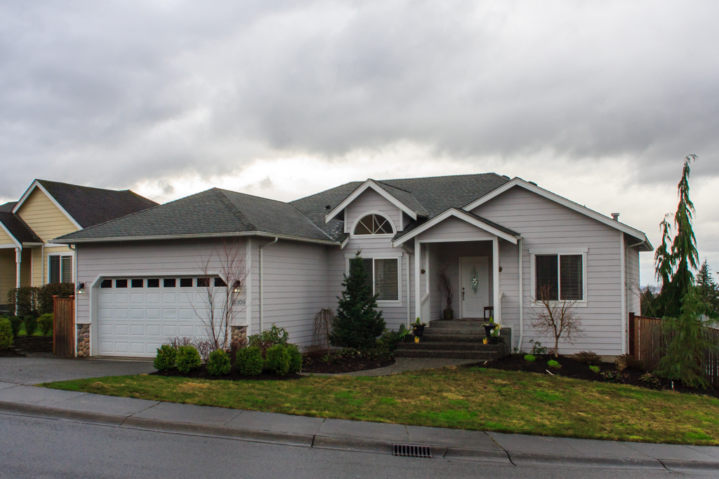 Property Photo:  3309 Cedarside Ct  WA 98226 