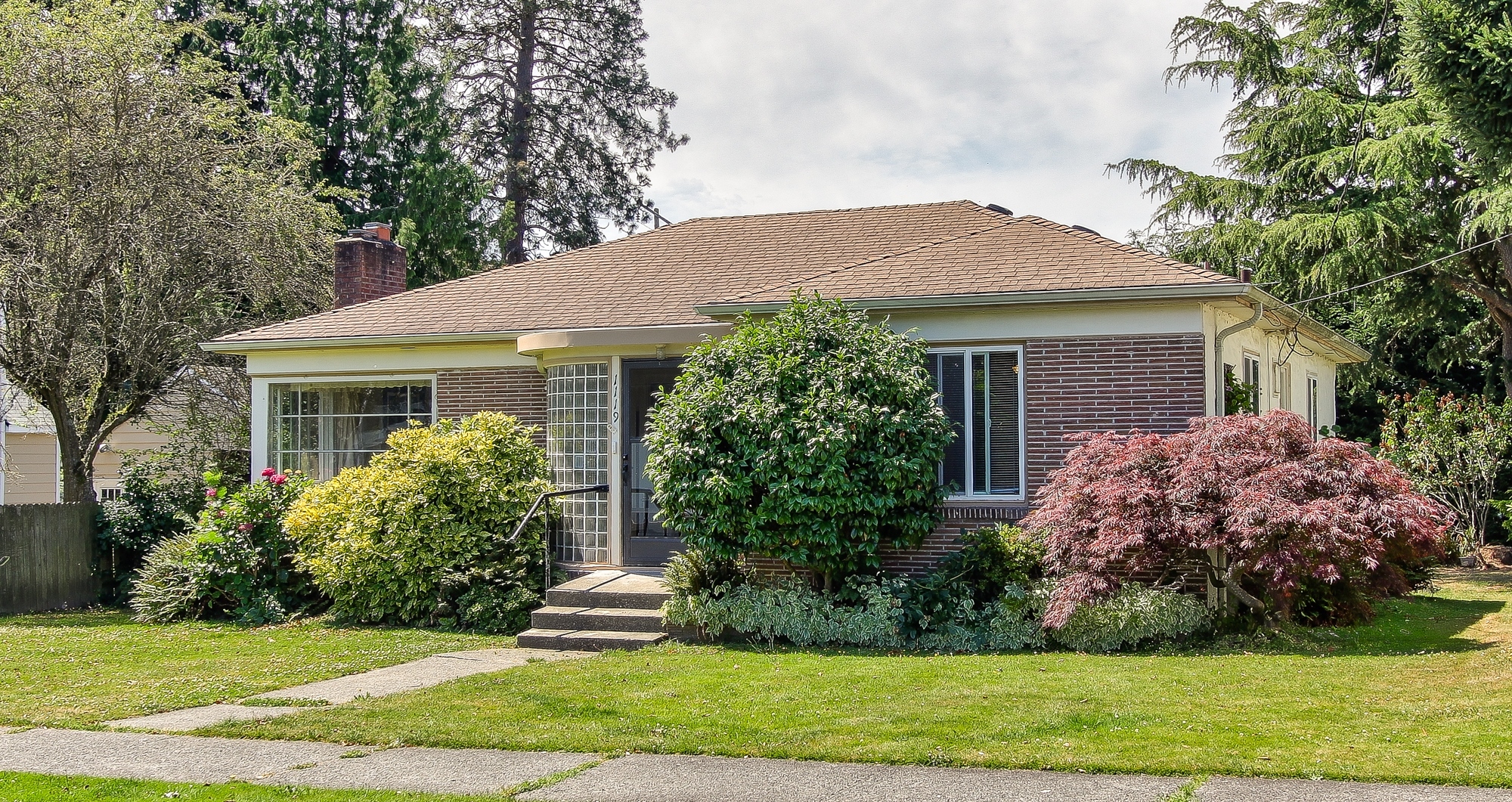 Property Photo:  1119 S 12th St  WA 98274 