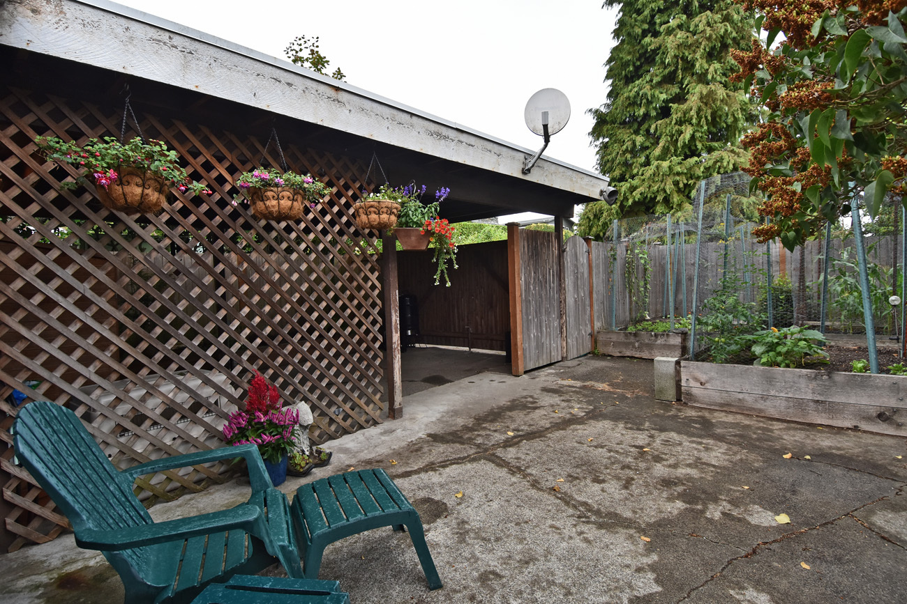 Property Photo: Back yard & patio 2626 W Lynn St  WA 98199 