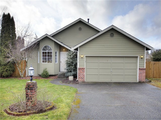 Property Photo:  13418 118th Av Ct E  WA 98374 