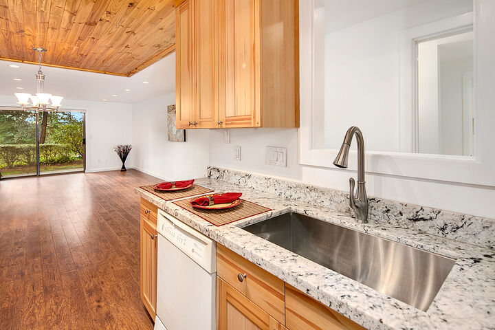 Property Photo: Another angle of the kitchen 9446 Redmond-Woodinville Rd NE D121 WA 98052