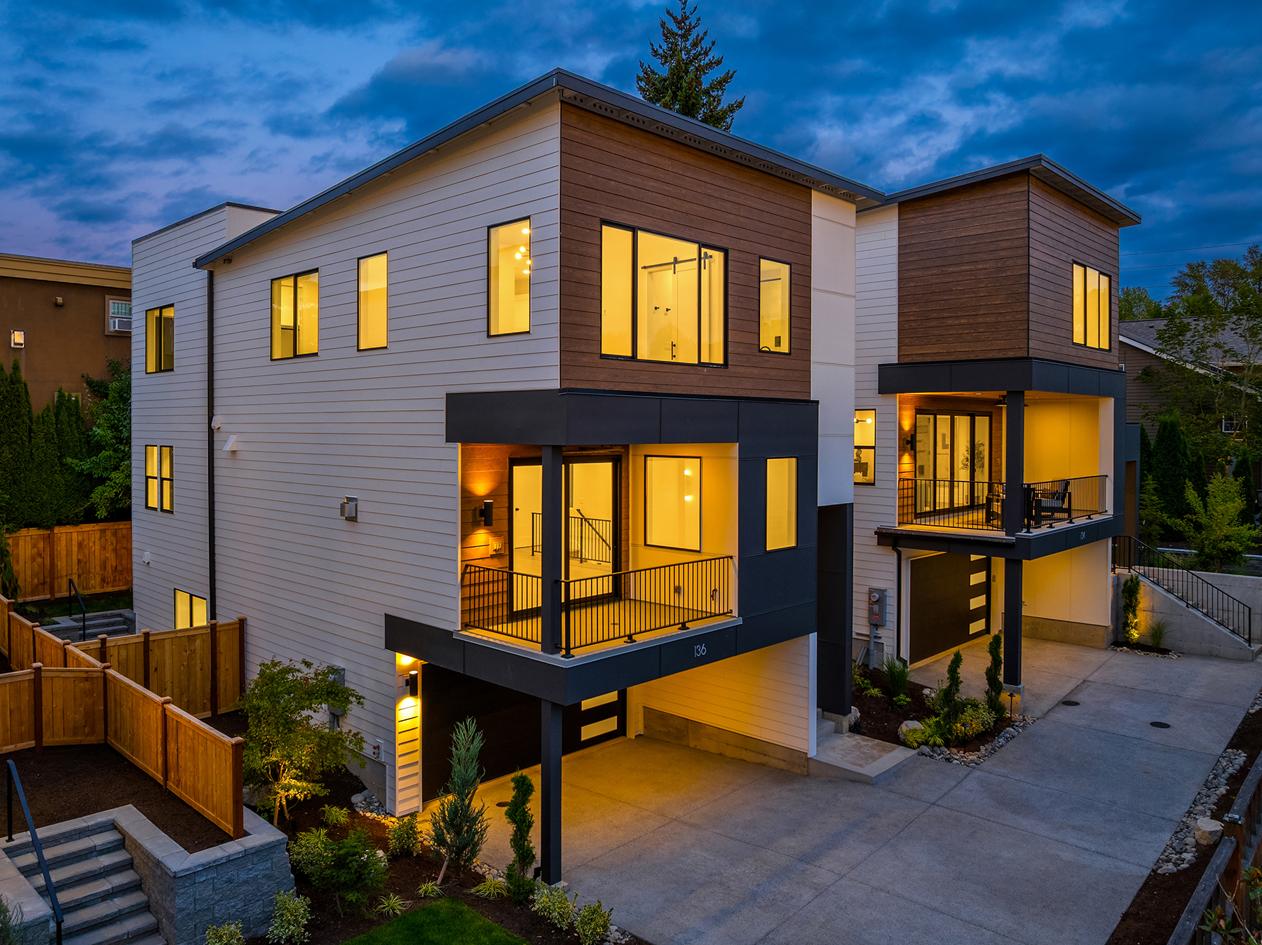 Property Photo: 136 8th Court WA 98033