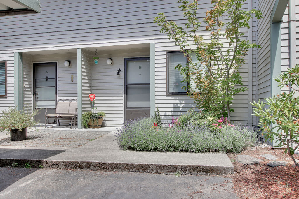 Property Photo:  4712 97th Ave W 6-B  WA 98466 