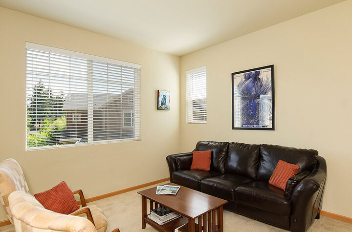 Property Photo: Living room 10625 Ross Rd E WA 98011