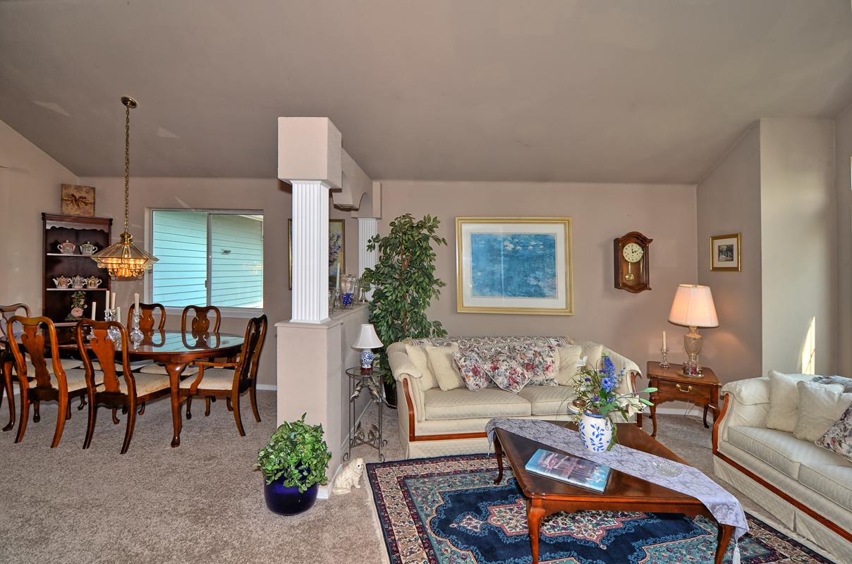 Property Photo: Foyer/living room 7131 74th St NE  WA 98270 