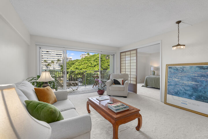 Property Photo:  2937 Kalakaua Avenue 35  HI 96815 