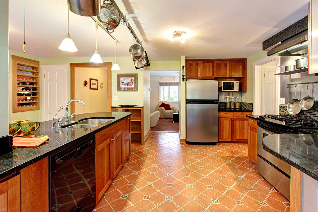 Property Photo: Kitchen & family room 15726 160th Ave NE  WA 98072 