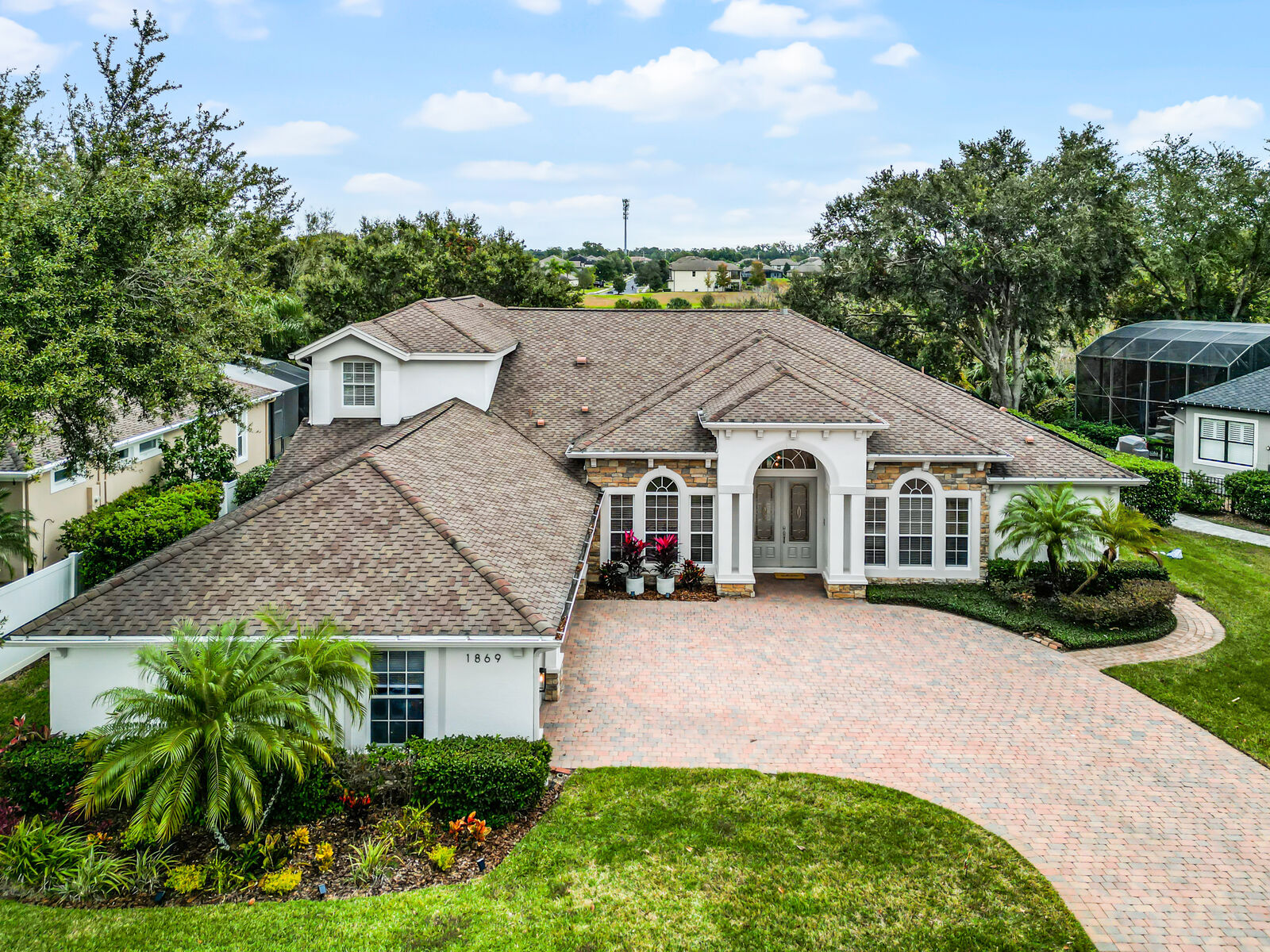 Property Photo: 1869 Merlot Drive FL 32771