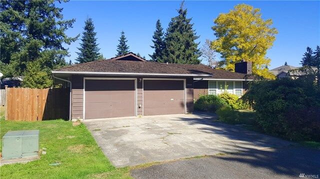 Property Photo: Flip this house! 2829 130th Place SE  WA 98208 