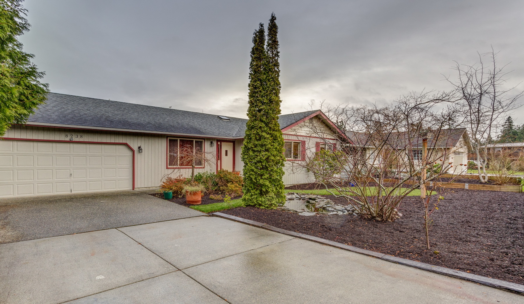 Property Photo:  8238 Snohomish Rd  WA 98230 