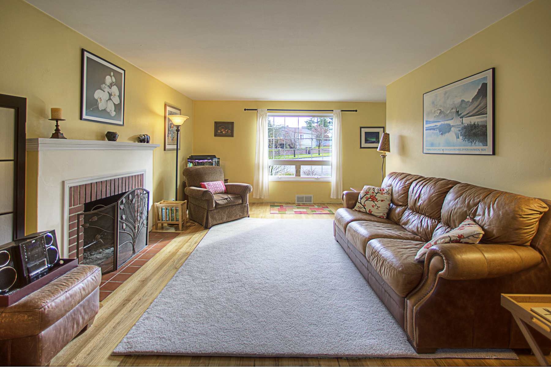 Property Photo: Interior 8025 29th Ave NW WA 98117