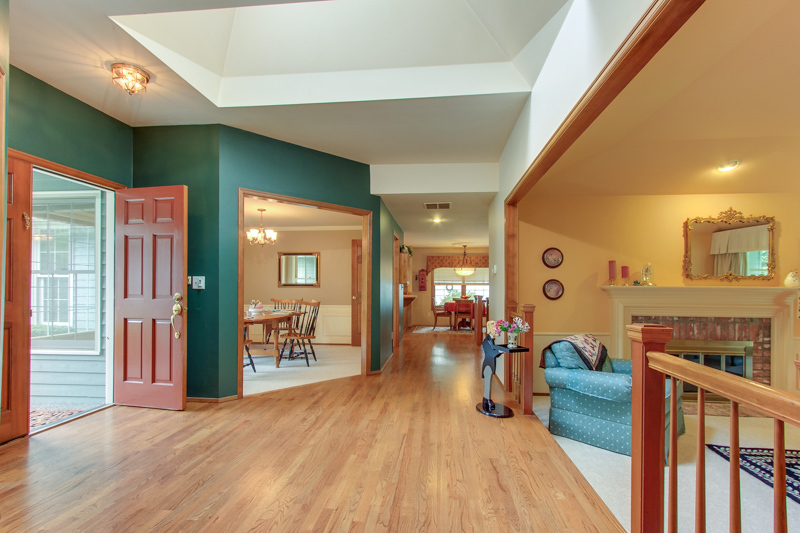 Property Photo: Entry 17805 NE 139th St  WA 98052 