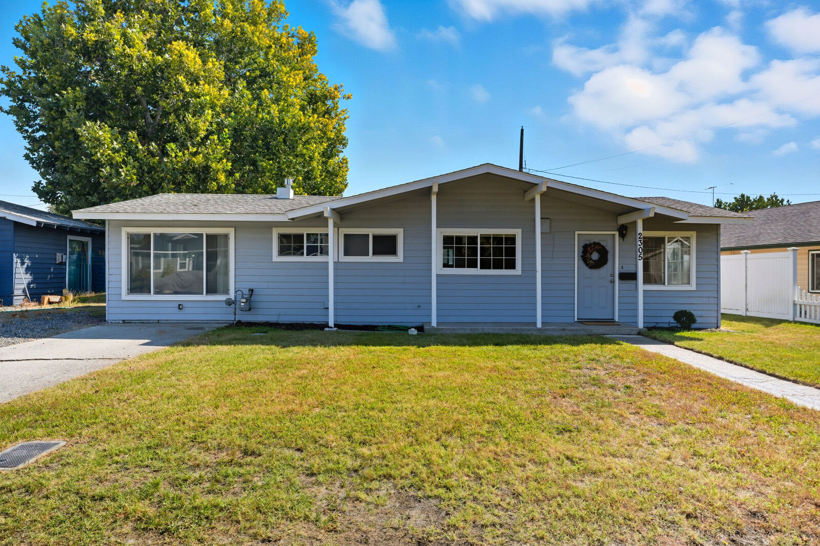 Property Photo:  2305 Concord St  WA 99352 