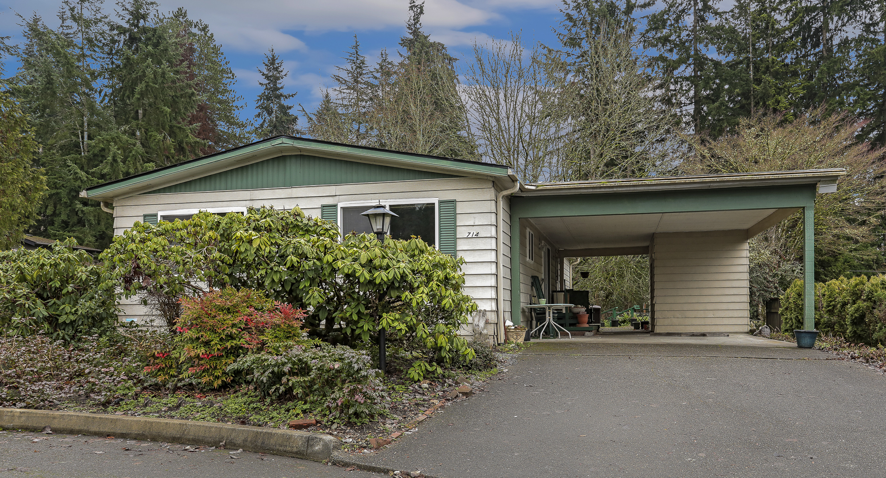 Property Photo: Home 714 Wandering Creek Drive  WA 98021 