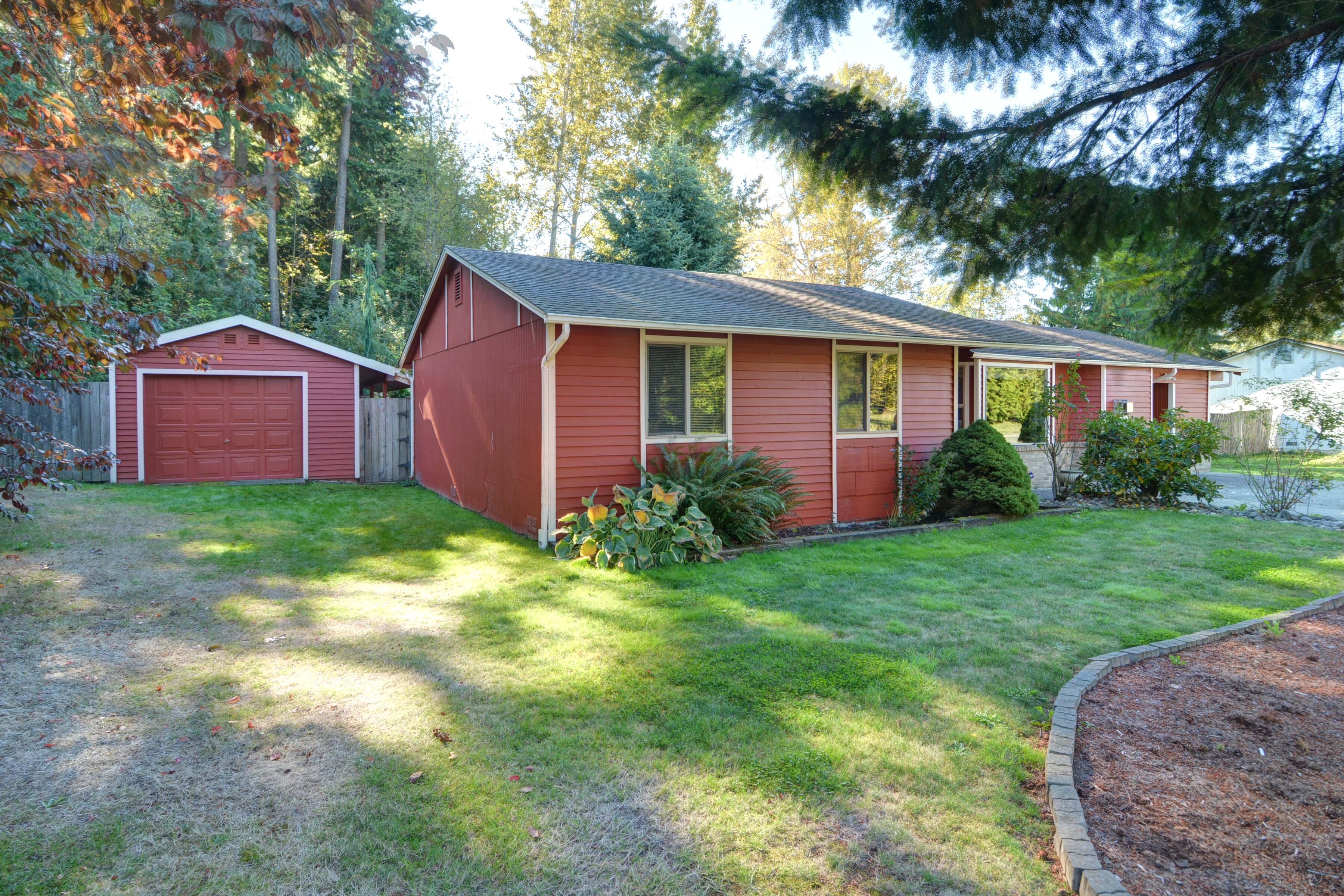 Property Photo: 1728 106th St SW WA 98204