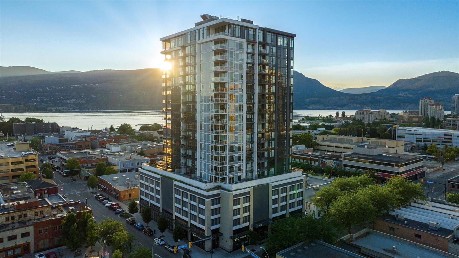 Property Photo: 1588 Ellis Street 1109 BC V1Y 0H1