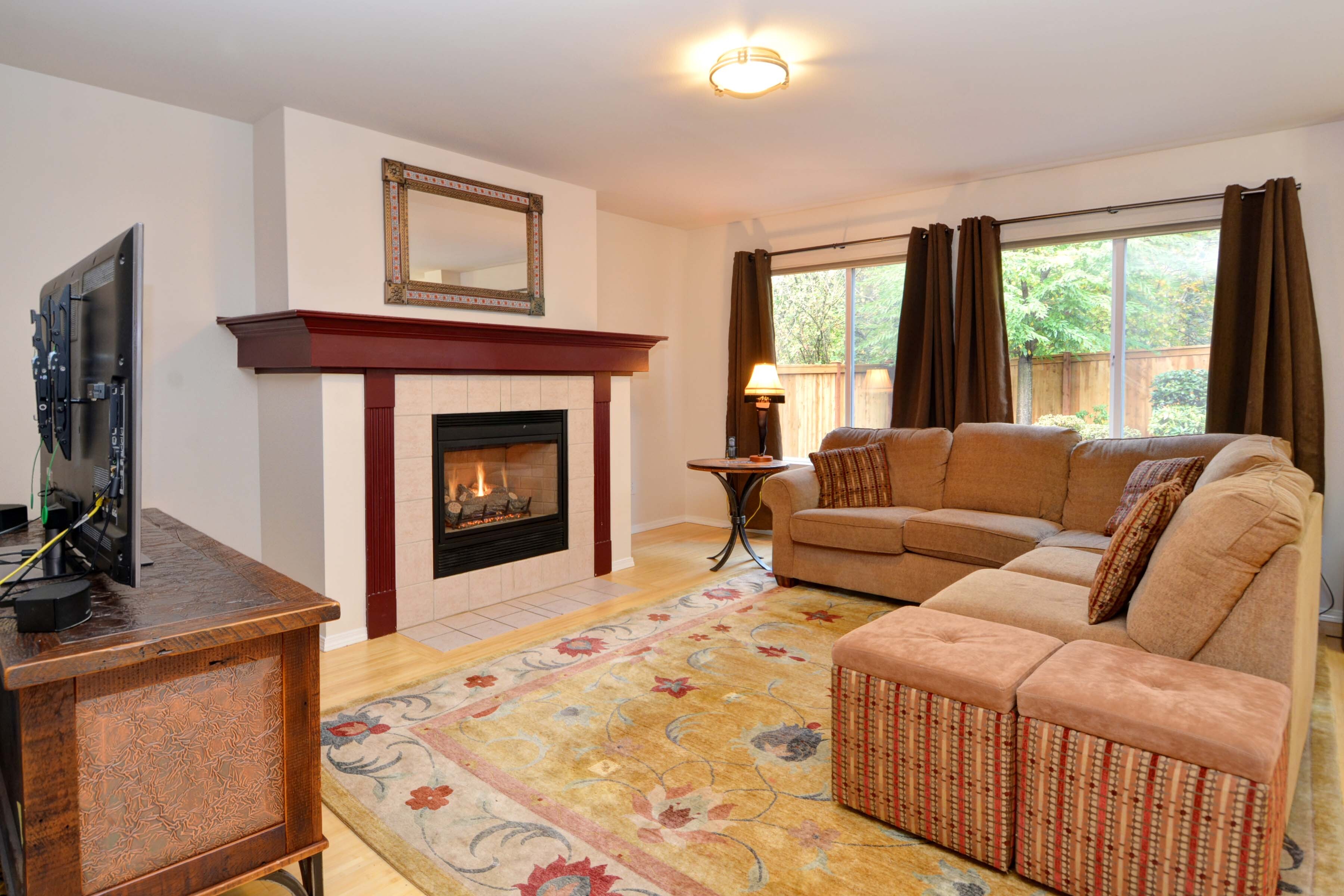Property Photo: Spacious and open interior 17361 92nd Ave NE WA 98011