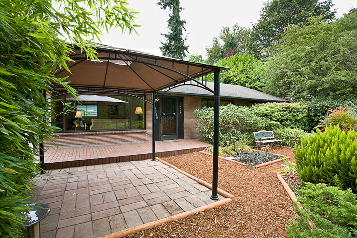 18527 Ashworth Ave N  Shoreline WA 98133 photo